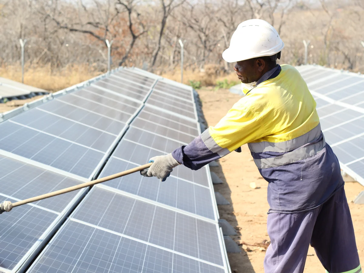 Maintenance & nettoyage de panneaux solaires